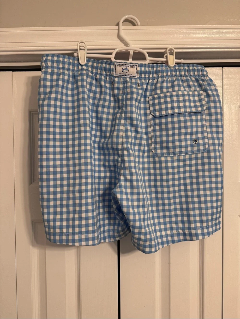 Southern Tide lightweight fabric